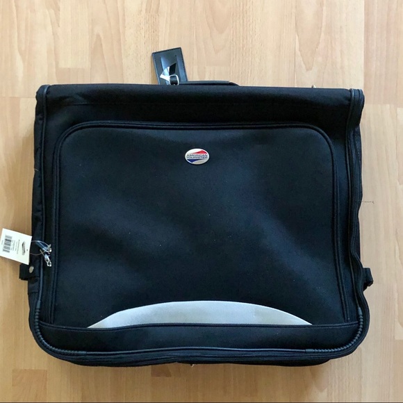 American Tourister Garment Bag | Poshmark